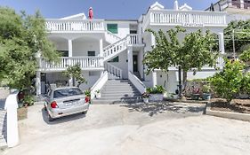 Apartments Olivera